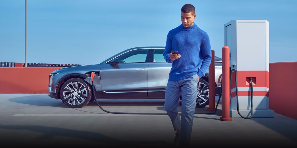 cadillac-ev-life-DC-fast-charging